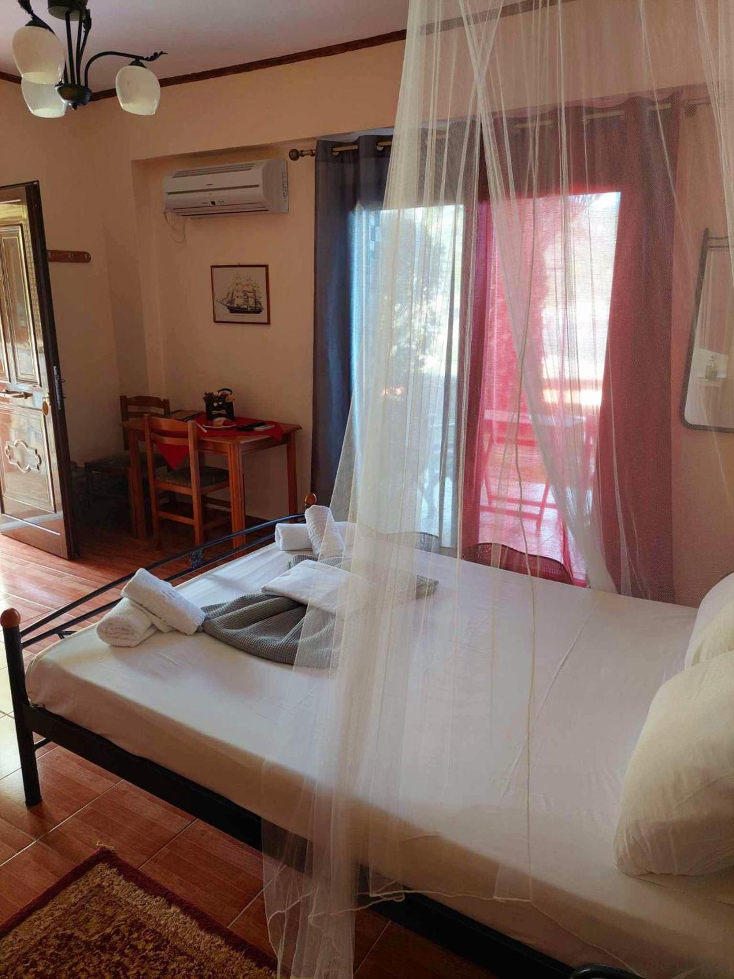 Lithoktisto Apartamento Limniónas Exterior foto